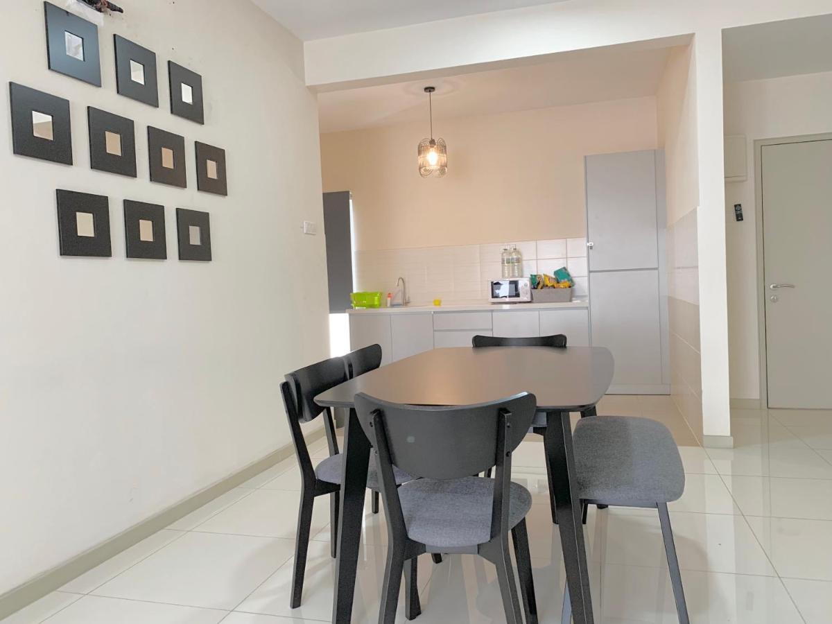 3 Bedrooms Fully Aircond,near Msu , Stadium